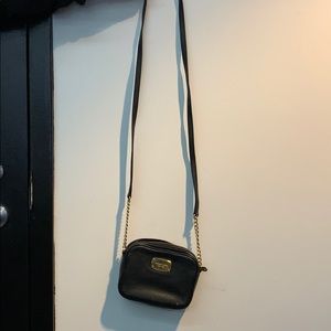 Michael kors crossbody